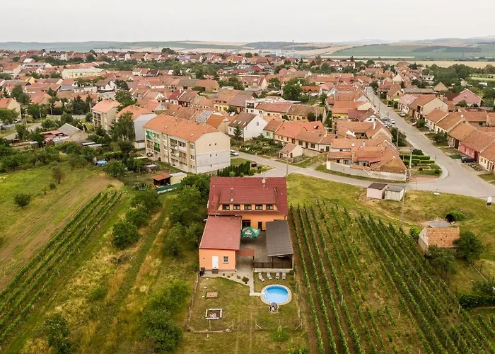 S Restauraci Na Furhaple Pensionat 3*