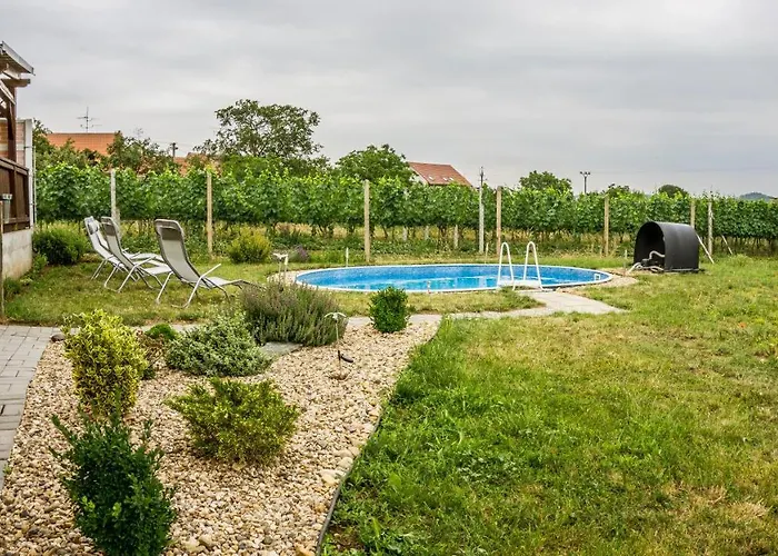 S Restauraci Na Furhaple Pensionat 3*